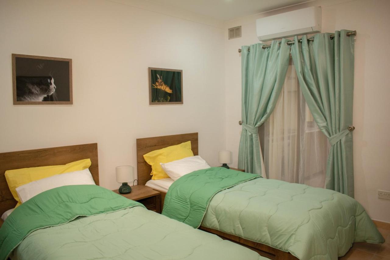 Spacious 3 Bedroom Apartment In Marsascala Marsaskala Eksteriør billede