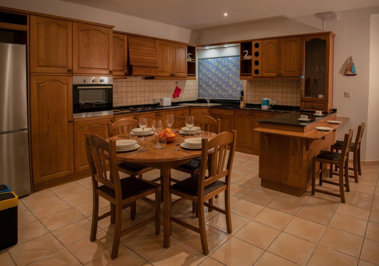 Spacious 3 Bedroom Apartment In Marsascala Marsaskala Eksteriør billede